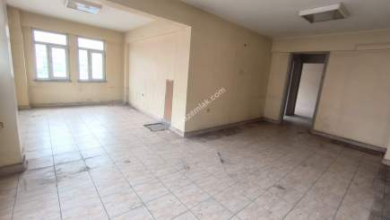 Trabzon Uzun Sokakta Satılık Ofis 21