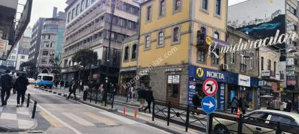 Trabzon Meydan Kemerkaya Da Satılık Ofisler 4