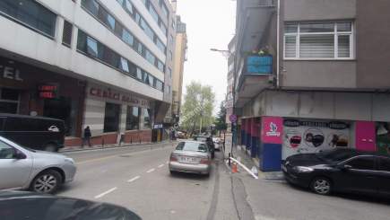 Trabzon Kemerkaya Mah.satılık 1.Kat Ofis 6