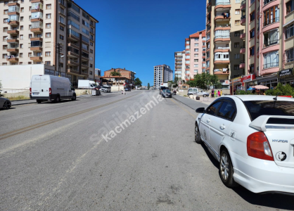 Ankara Ulubey Mahallesi Cadde Üstü Satılık Dükkan 2