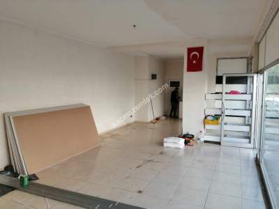 Kavaklıda 70M2 Satılık Dükkan 3