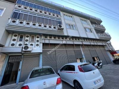 Yeni Sanayi Mahallesinde,573 M2 Arsada, 4Daire,2 Dükkan 7