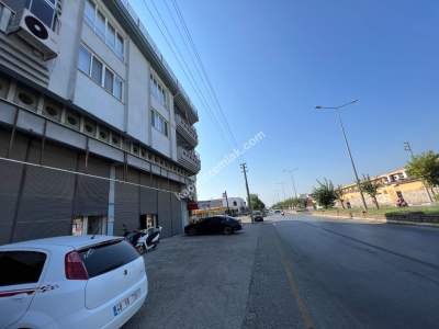 Yeni Sanayi Mahallesinde,573 M2 Arsada, 4Daire,2 Dükkan 3