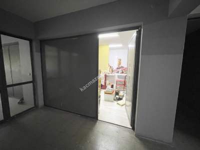 Bursa Osmangazi’de Merkezi Konumda Satılık Dükkan 21