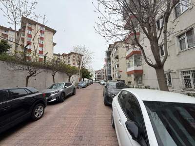 Dikilitaş Eren Sokakta, Düz Giriş, 90M2 Net Dükkan & 7