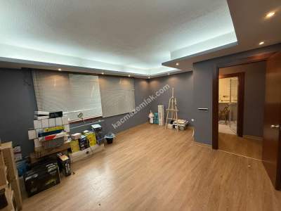 Dikilitaş Eren Sokakta, Düz Giriş, 90M2 Net Dükkan & 18