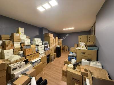 Dikilitaş Eren Sokakta, Düz Giriş, 90M2 Net Dükkan & 21