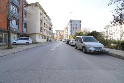 Çekmeköy Çatalmeşe S Cadde Üzeri 100 M2 Satılık Dükkan 28