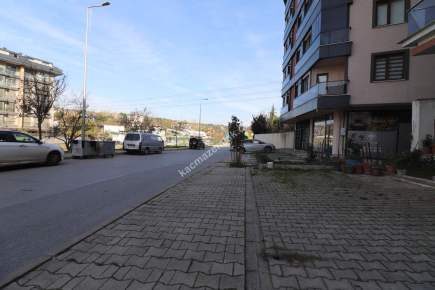 Çekmeköy Çatalmeşe S Cadde Üzeri 100 M2 Satılık Dükkan 27