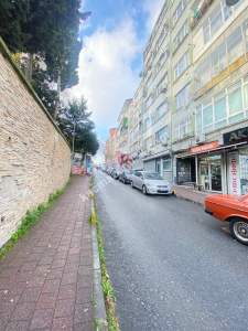 Fatih Yusufpaşa'da Cadde Üzeri Çift Cephe Köşe Dükkan 37