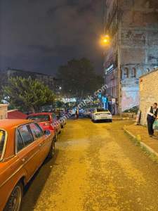 Fatih Yusufpaşa'da Cadde Üzeri Çift Cephe Köşe Dükkan 14