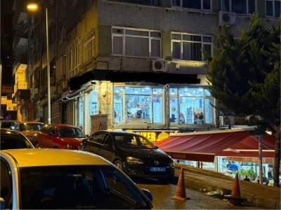 Fatih Yusufpaşa'da Cadde Üzeri Çift Cephe Köşe Dükkan 4
