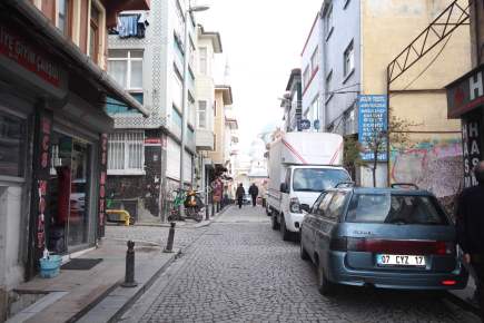 Süleymaniye Güler Han'da Satılık Giriş Dükkan Ve 1.Kat 15