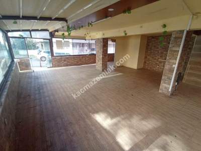 Altıntepede Cafe Hamburgerci Pastane Olmaya Uygun Bahçe 8