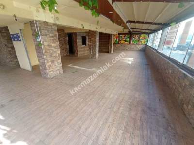 Altıntepede Cafe Hamburgerci Pastane Olmaya Uygun Bahçe 3