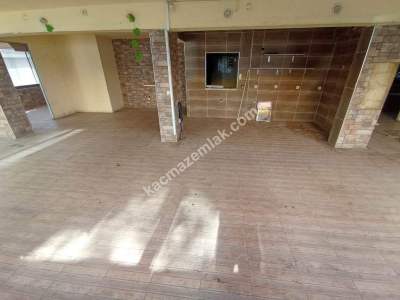 Altıntepede Cafe Hamburgerci Pastane Olmaya Uygun Bahçe 7