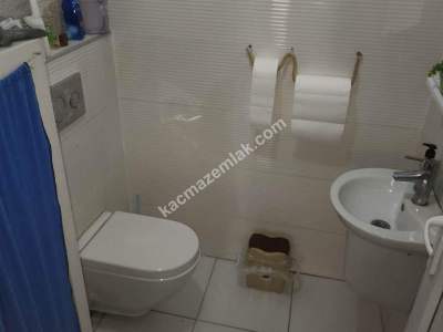 Küçükyalı Sahilde Minibüse 1 Dk Yatırımlık Dükkan 13