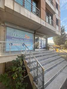 Maltepe Küçükyalı'da E-5'E Paralel 25M2 Satılık Dükka 6