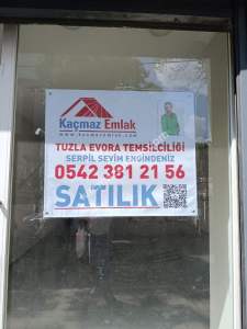 Tuzla Aydınlı Merkezde Cadde Üstünde Satılık Dükkan
