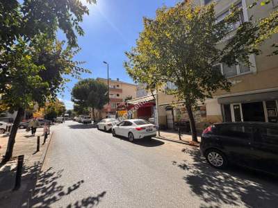 Ümraniye Cadde Üstü Sıfır Binada Depolu Ön Cephe Dükkan 20
