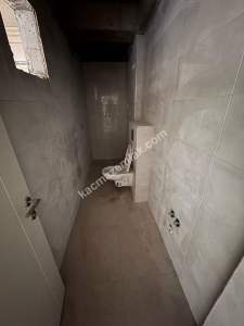 Acıbadem Caddesinde Sıfır Binada 65 M2 Satılık Dükkan 6