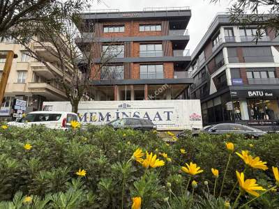 Acıbadem Caddesinde Sıfır Binada 65 M2 Satılık Dükkan 10