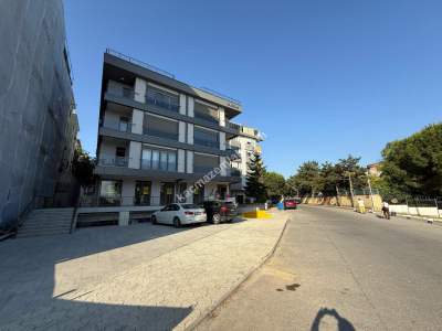 Acıbademde Birçok İşe Uygun Öncephe Sıfır Depolu Dükkan 4