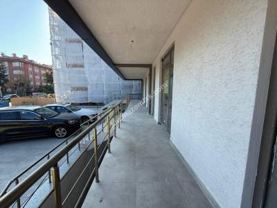 Acıbademde Birçok İşe Uygun Öncephe Sıfır Depolu Dükkan 13