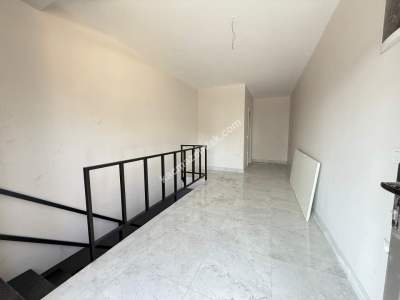 Acıbademde Birçok İşe Uygun Öncephe Sıfır Depolu Dükkan 8