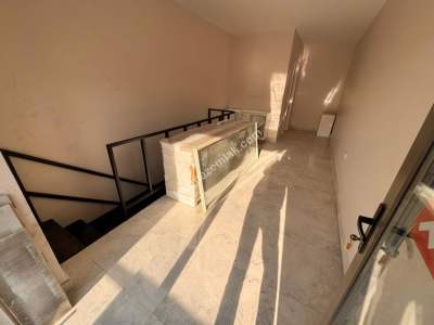 Acıbadem Nişantaşında İşlek Lokasyonda Satılık Dükkan 18