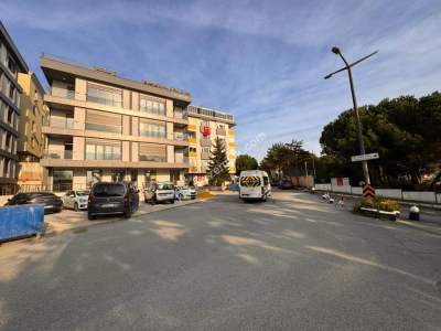 Acıbadem Nişantaşında İşlek Lokasyonda Satılık Dükkan 3