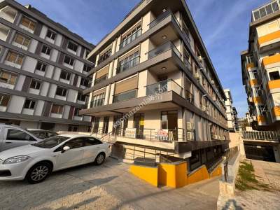 Acıbadem Nişantaşında İşlek Lokasyonda Satılık Dükkan 2