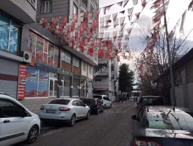 Siirt Karayolları Şube Karşısı Satılık 2 Katlı Dükkan 40