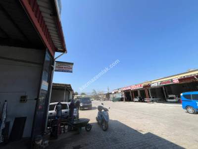 Niksar Sanayi Sitesinde Satılık Dükkan 5