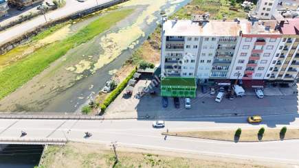 Trabzon Beşikdüzünde Mülküyle Beraber Satılık Restoran 2