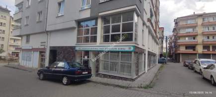 Beşikdüzü Cumhuriyette Depolu Galeri Katlı Dükkan 10