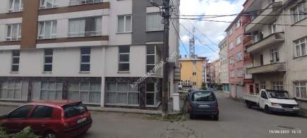 Beşikdüzü Cumhuriyette Depolu Galeri Katlı Dükkan 4