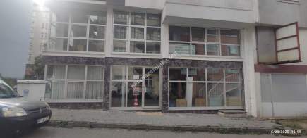 Beşikdüzü Cumhuriyette Depolu Galeri Katlı Dükkan 13
