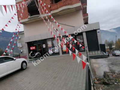 Trabzon Düzköy Orta Mahallede Satılık Dükkan 2