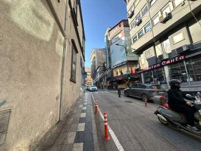 Trabzon Kundacılar Mevkisinde Satılık 4 Katlı Dükkan 20