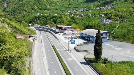 Trabzon Erzurum Yolu Üzeri Satılık Komple İş Yeri 14