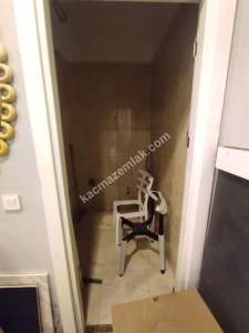 Trabzon Pazarkapıda Cadde Üzerinde Satılık 154M2 Dükkan 17