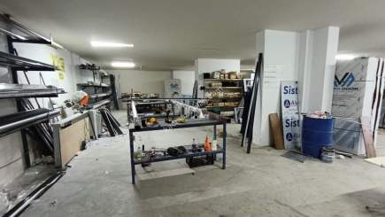 Yomra Merkez 'De Satılık Dükkan 5