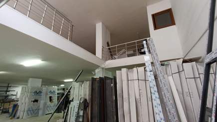 Yomra Merkez 'De Satılık Dükkan 9