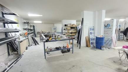 Yomra Merkez 'De Satılık Dükkan 6