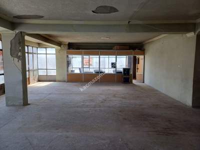 Ankara Siteler Kavaklar'da Köşe Binada 2.Katta Satılık 8