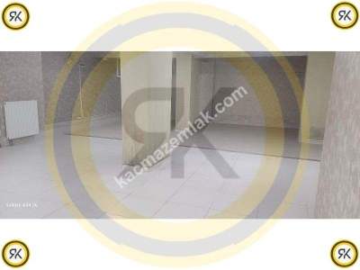 Ataşehir Mobilyacılar Sitesinde 290 M2 Satılık İşyeri 32