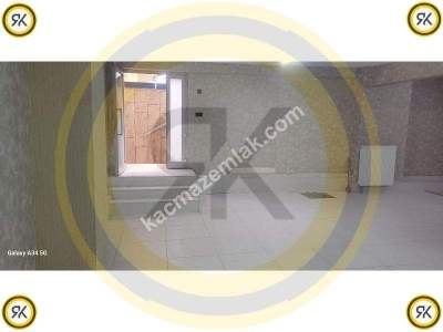 Ataşehir Mobilyacılar Sitesinde 290 M2 Satılık İşyeri 34