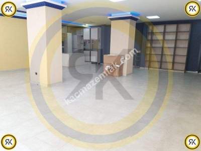 Ataşehir Mobilyacılar Sitesinde 290 M2 Satılık İşyeri 8
