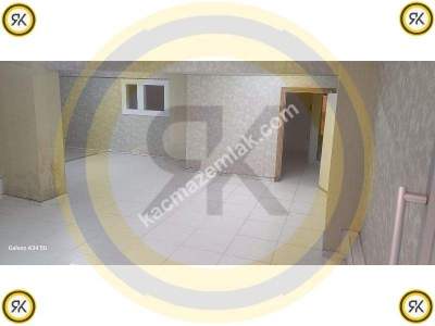 Ataşehir Mobilyacılar Sitesinde 290 M2 Satılık İşyeri 36